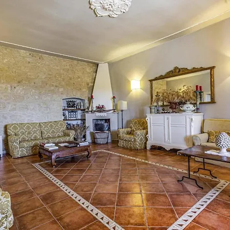 Villa Castelluccio